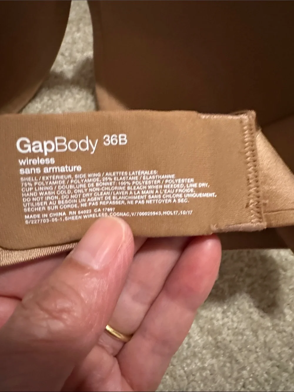 GAP Everyday Smooth Wireless Bra Cognac Lightly Lined Convertible NWT-36B